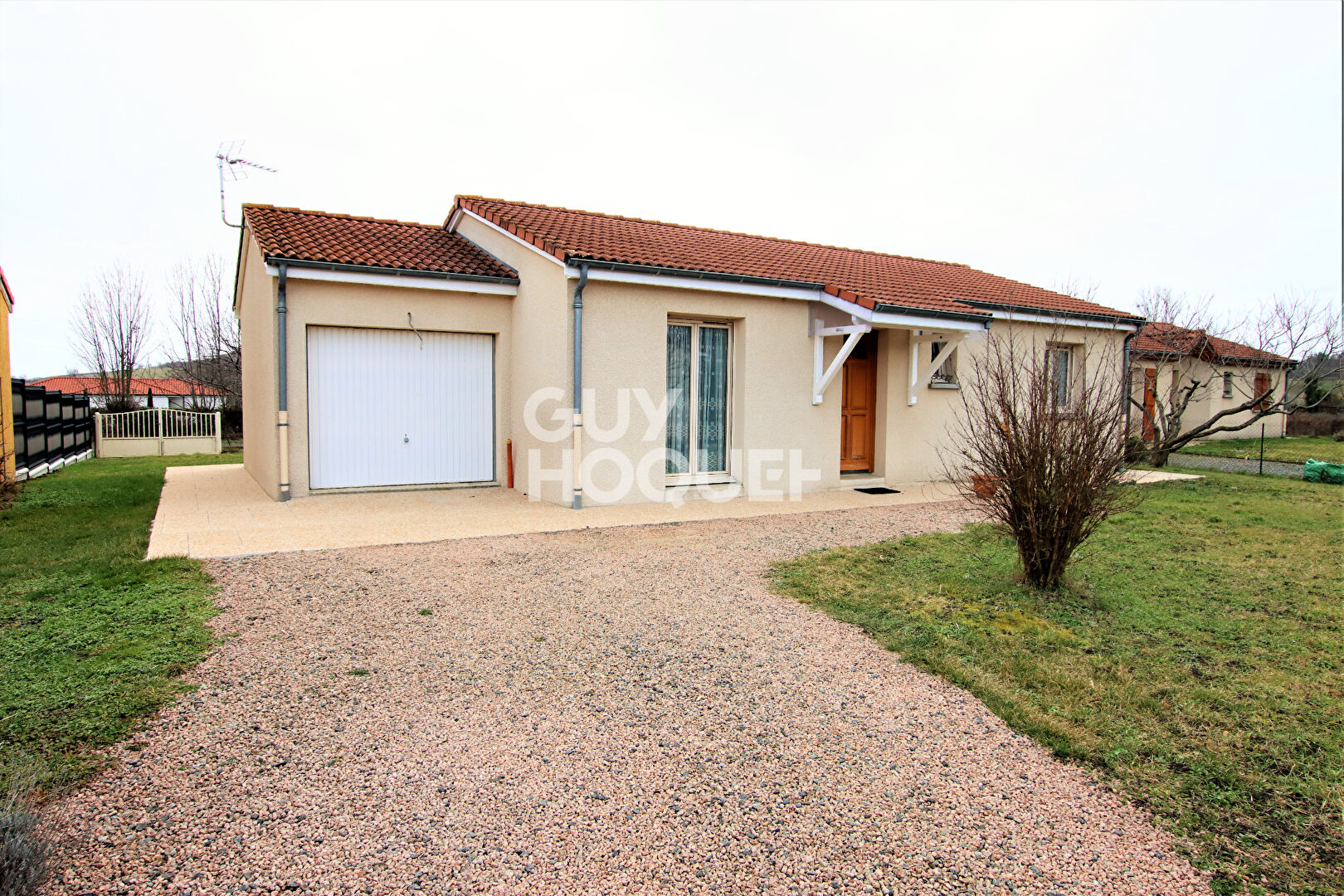 Combronde - Plain pied de 74m², garage et jardin