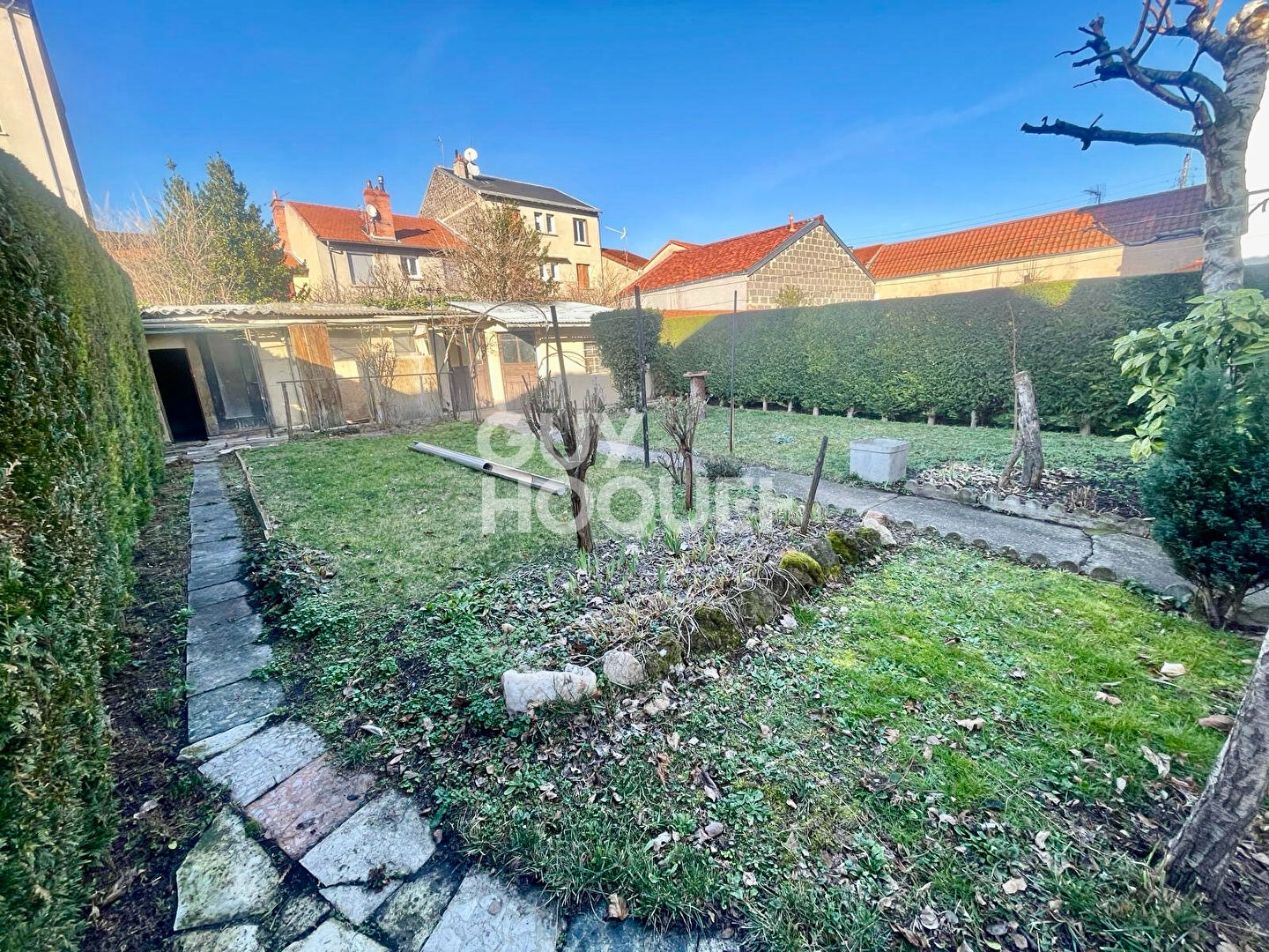 Clermont Ferrand - Maison  de ville 80 m² T4, sous-sol et jardin