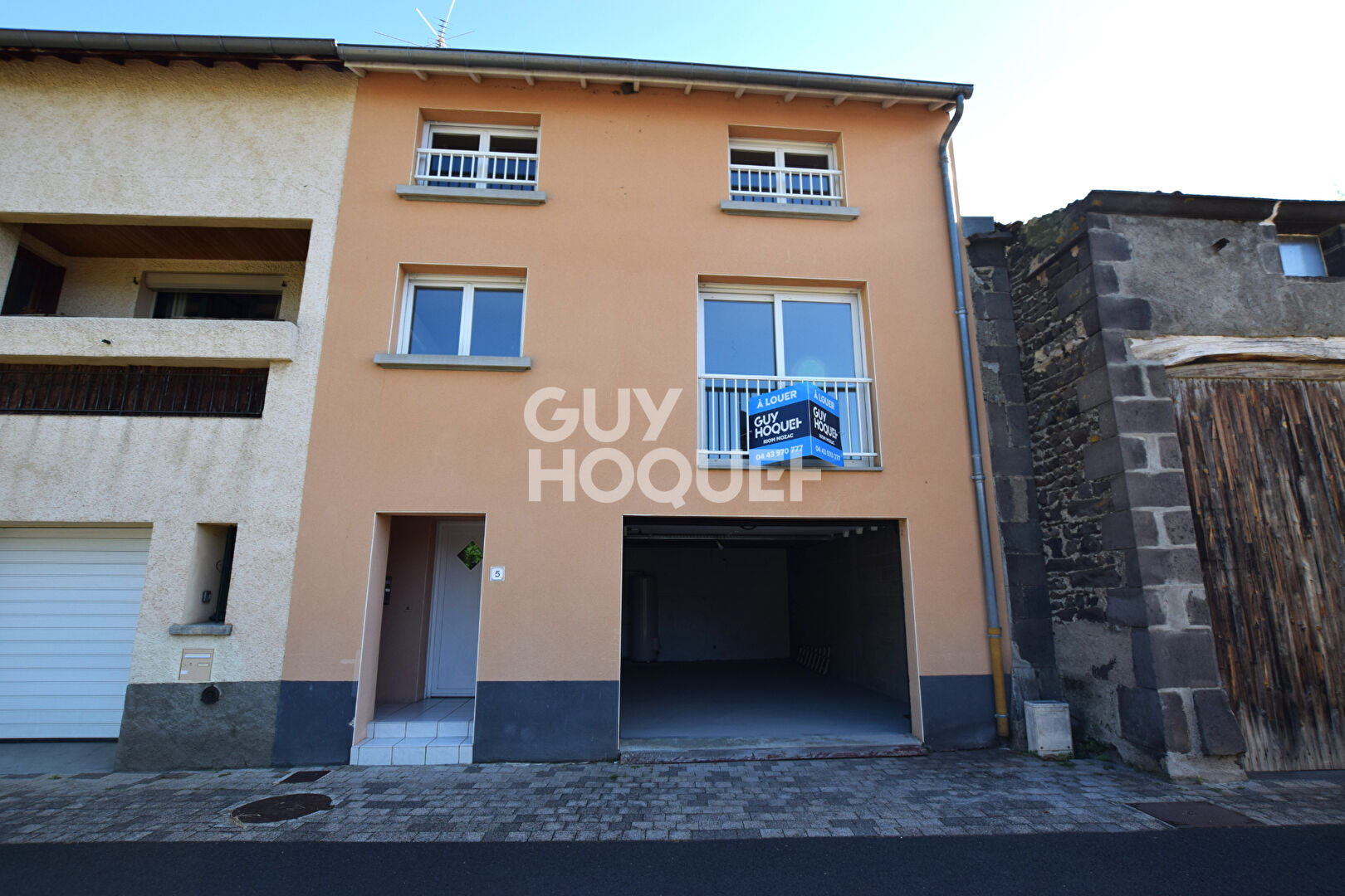 SAYAT - Maison de bourg 95 m² avec garage
