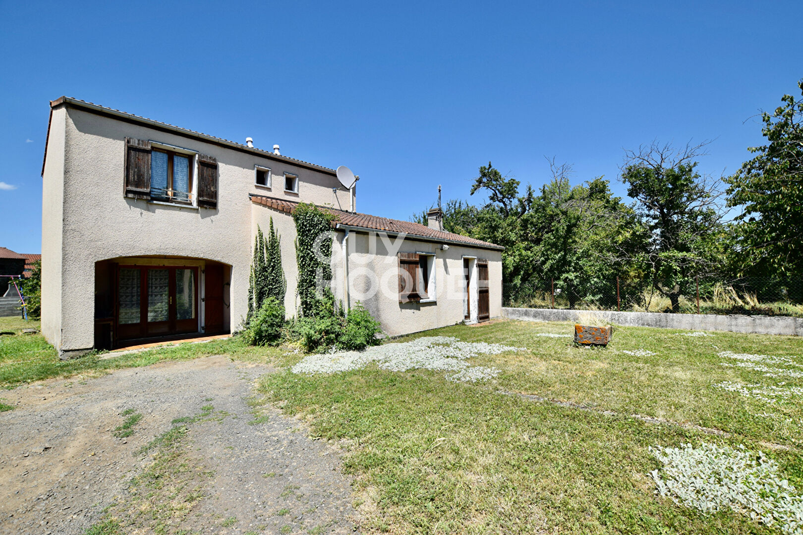 Malauzat - Maison 117 m² sur 909 m² de terrain- à rénover