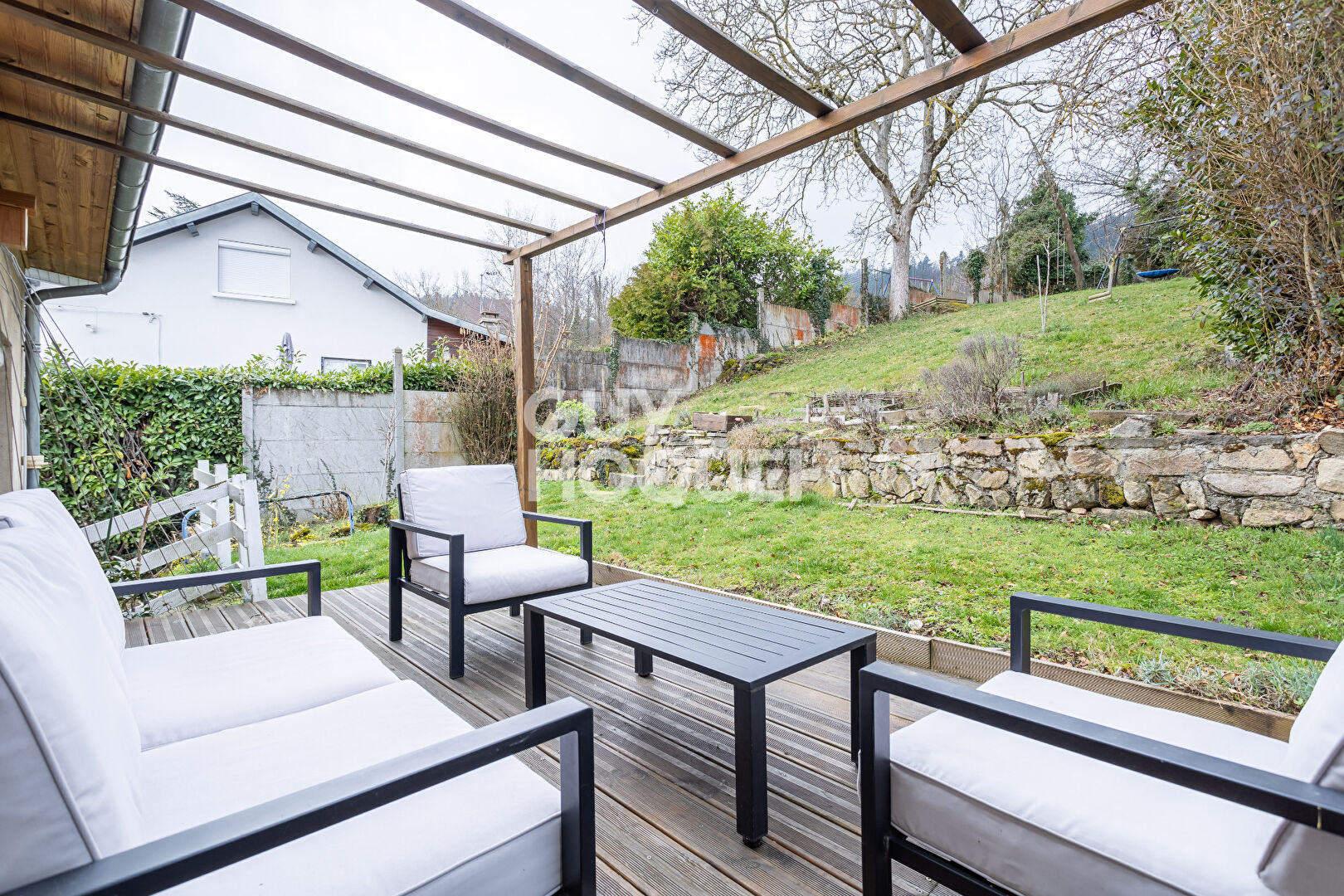 Ceyrat - Maison T5 de 141 m² avec jardin et garage