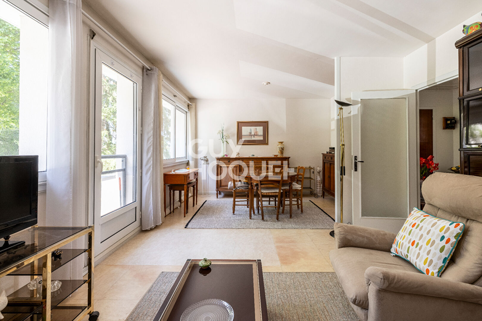 Salins - Appartement T4 bis de 86m² avec deux stationnements