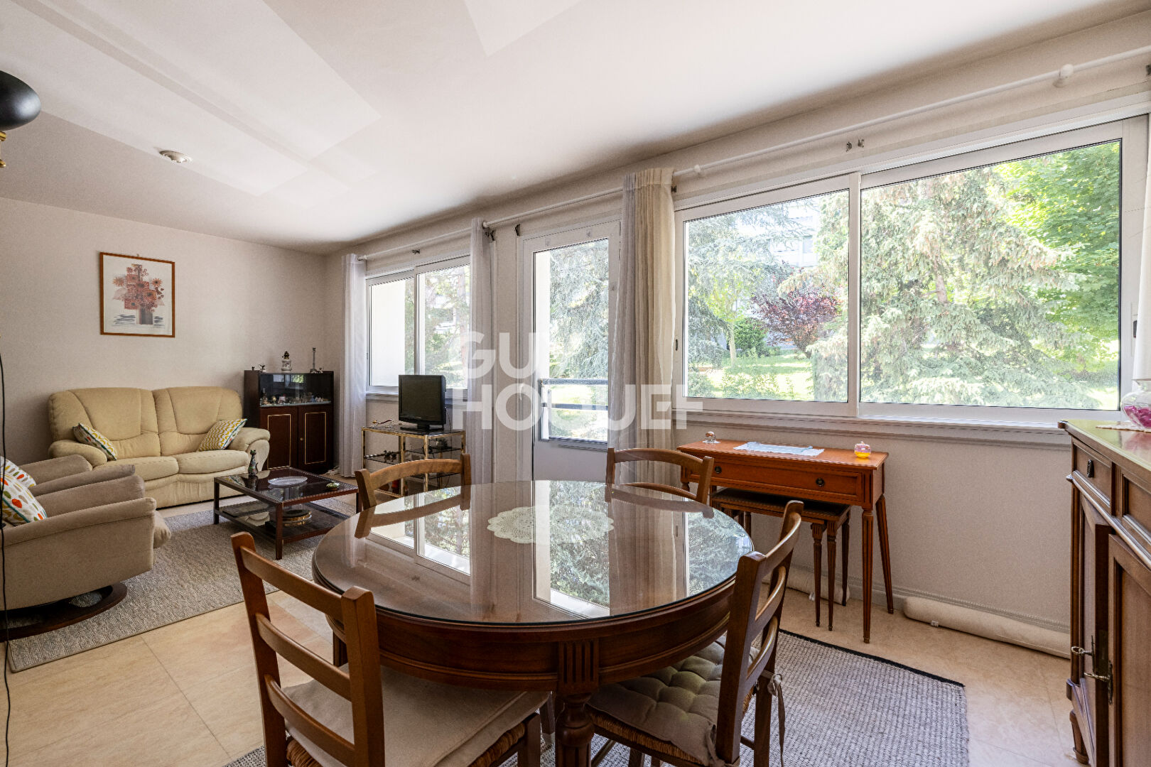 Salins - Appartement T4 bis de 86m² avec deux stationnements