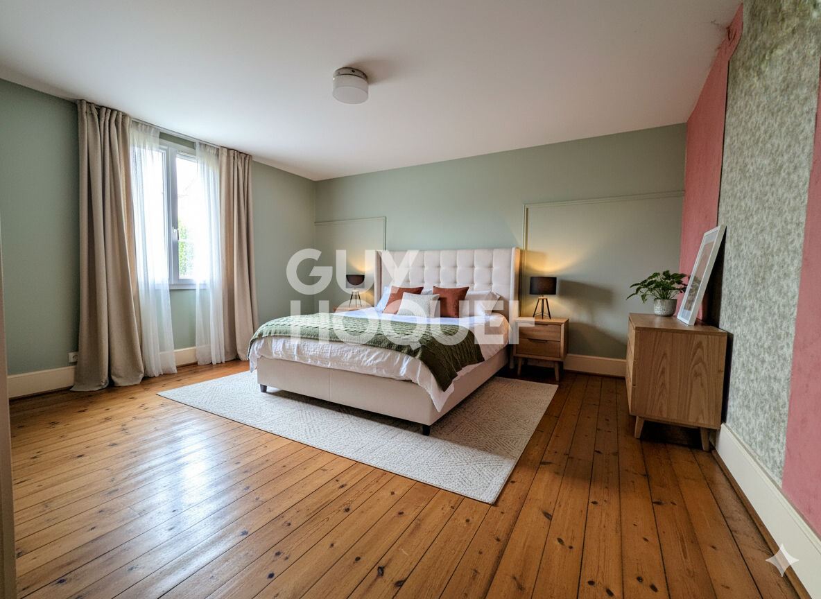 MAISON DE VILLE - PONT-DU-CHATEAU CENTRE