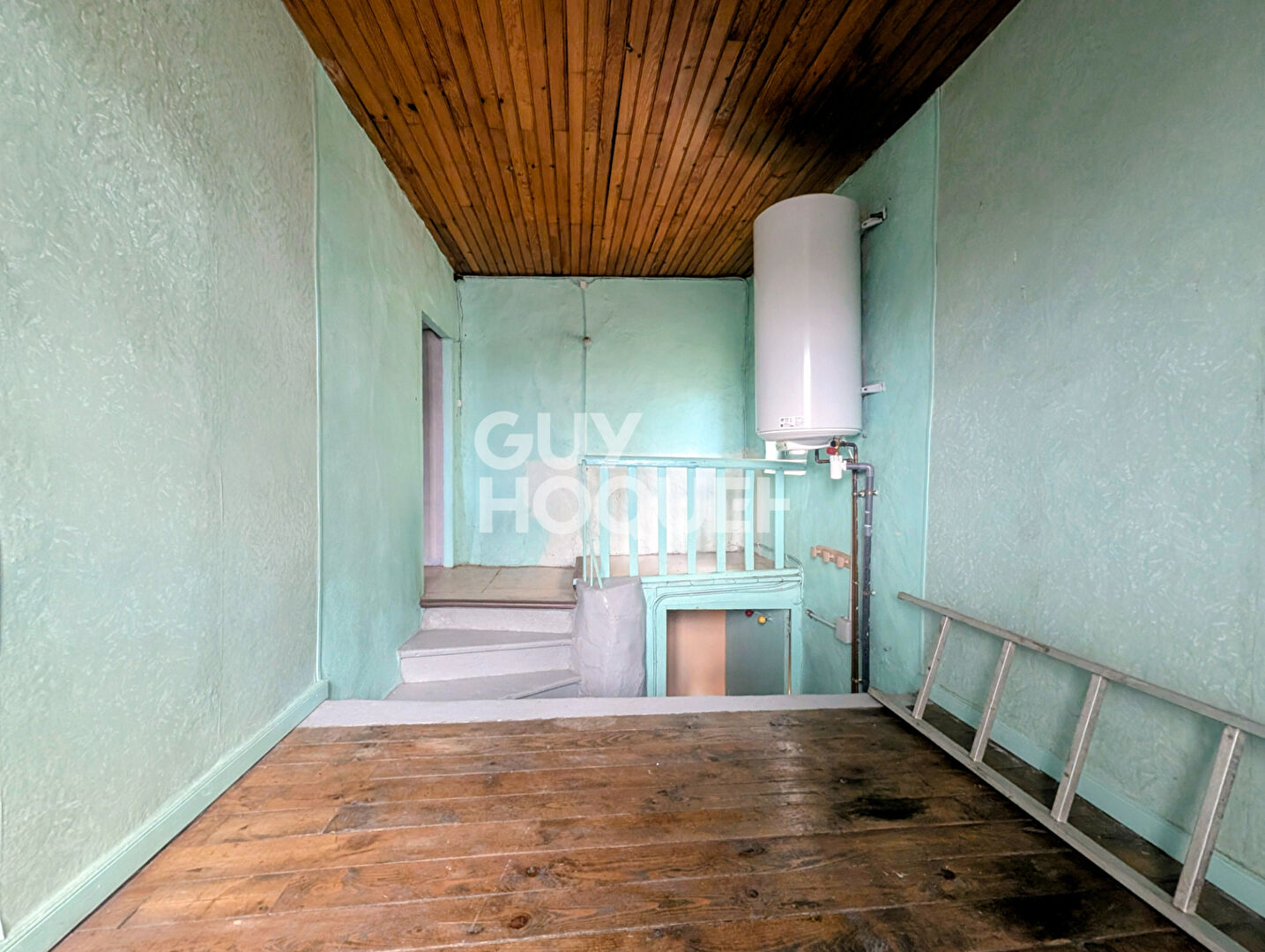 MAISON DE VILLE - PONT-DU-CHATEAU CENTRE