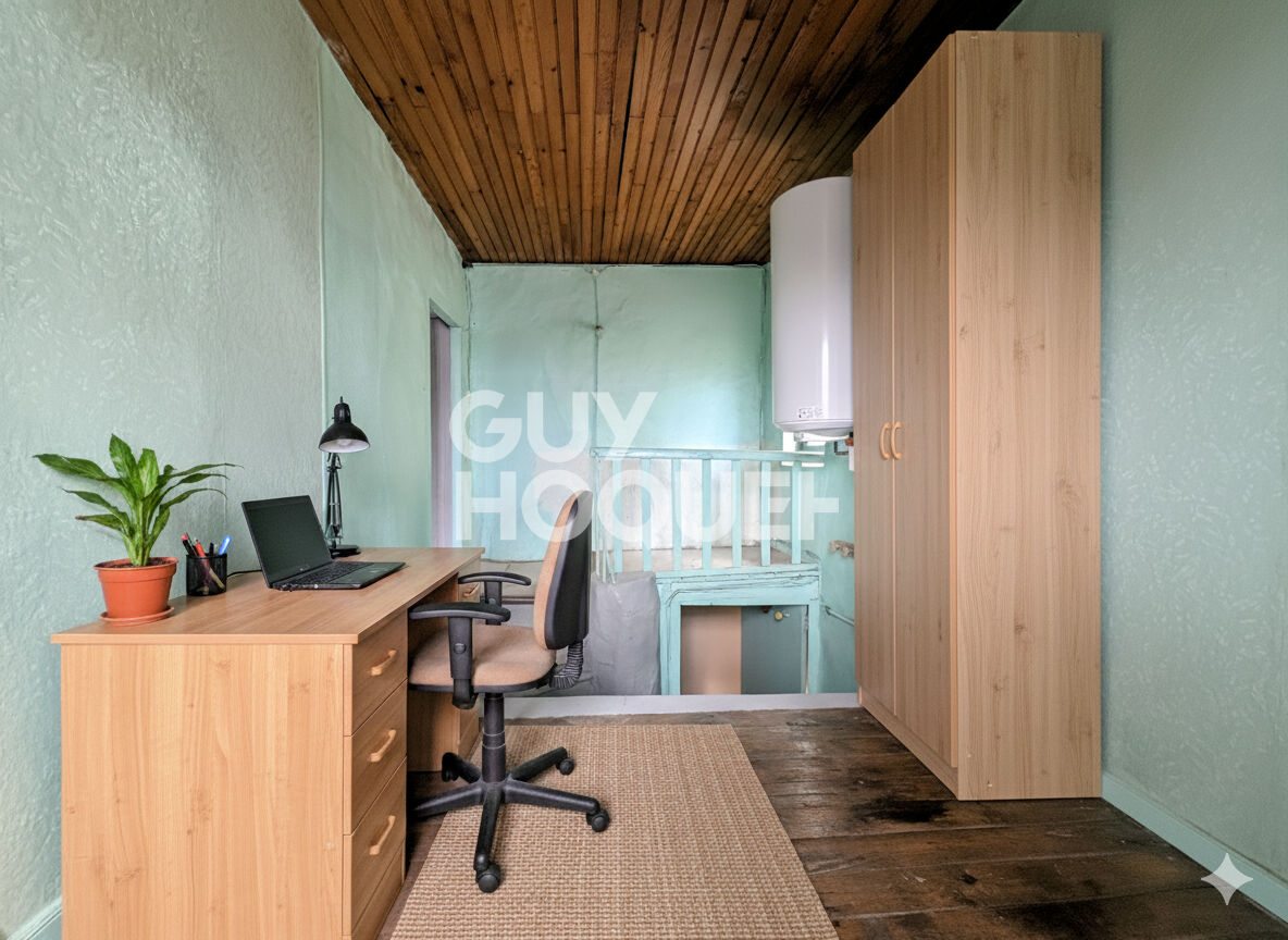 MAISON DE VILLE - PONT-DU-CHATEAU CENTRE