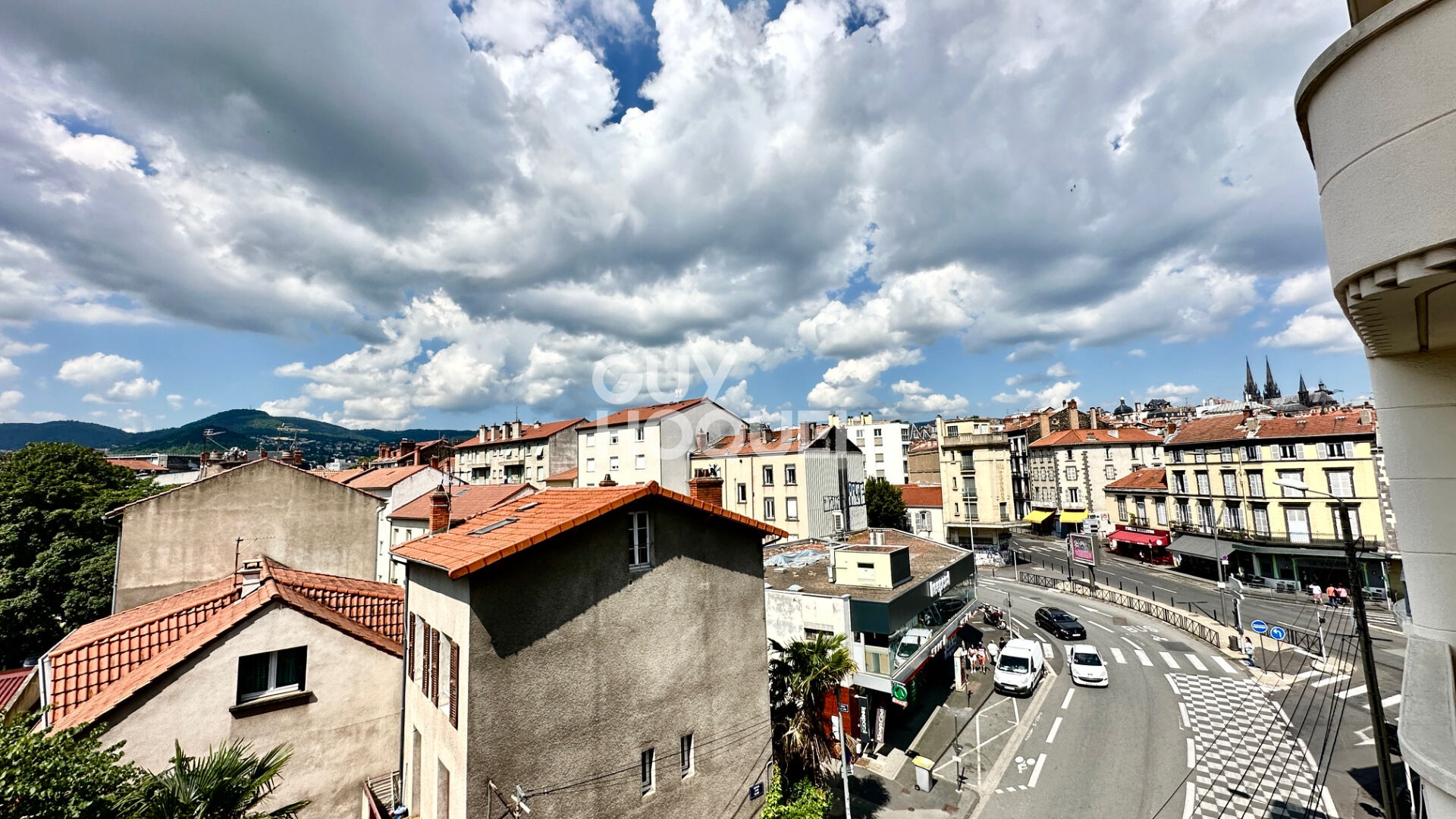 Clermont Ferrand - Facultés - Appartement T3 de 63.08 m2 avec garage et balcon