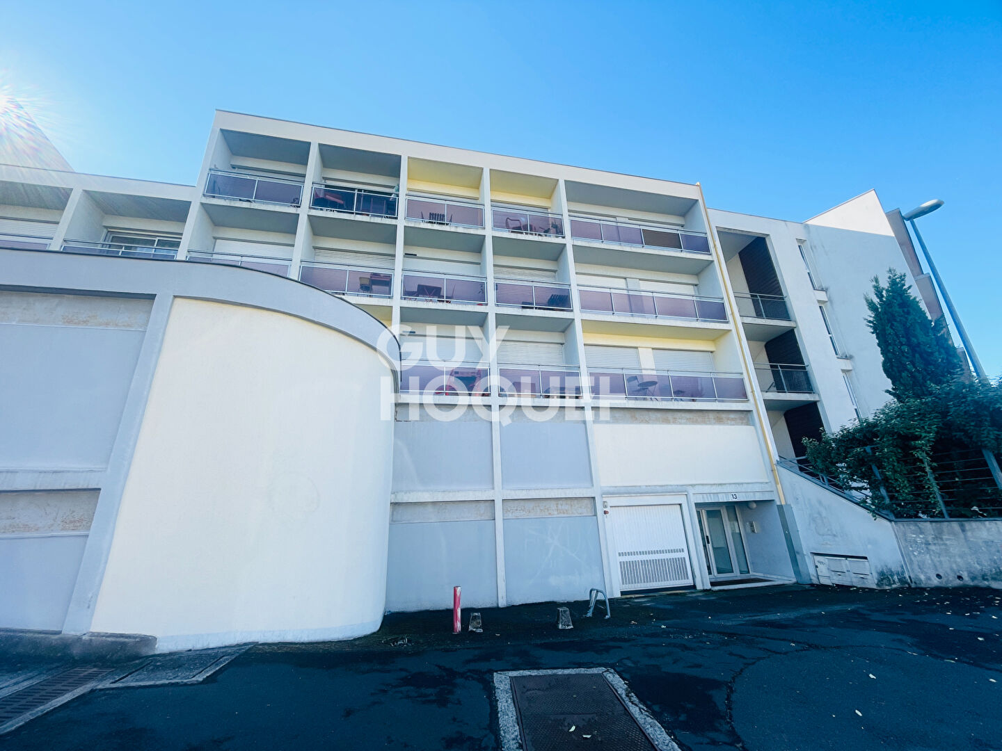 Clermont-Ferrand - Studio 27 m² avec parking