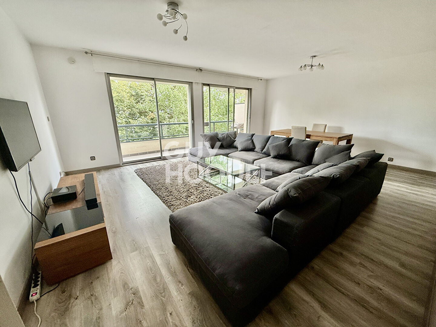 Clermont-Ferrand secteur Montjuzet - Appartement T4 96 m2 avec balcon et garage