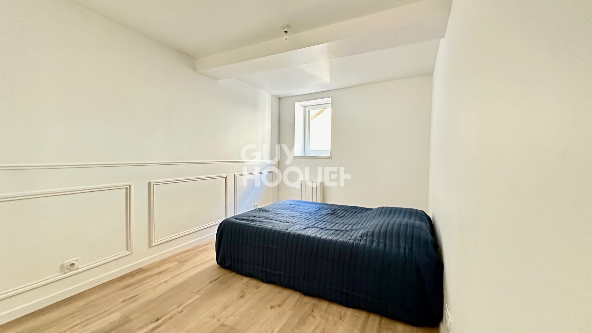 CLERMONT CENTRE - Appartement Duplex refait à neuf - 2 chambres, Garage + cour intérieure