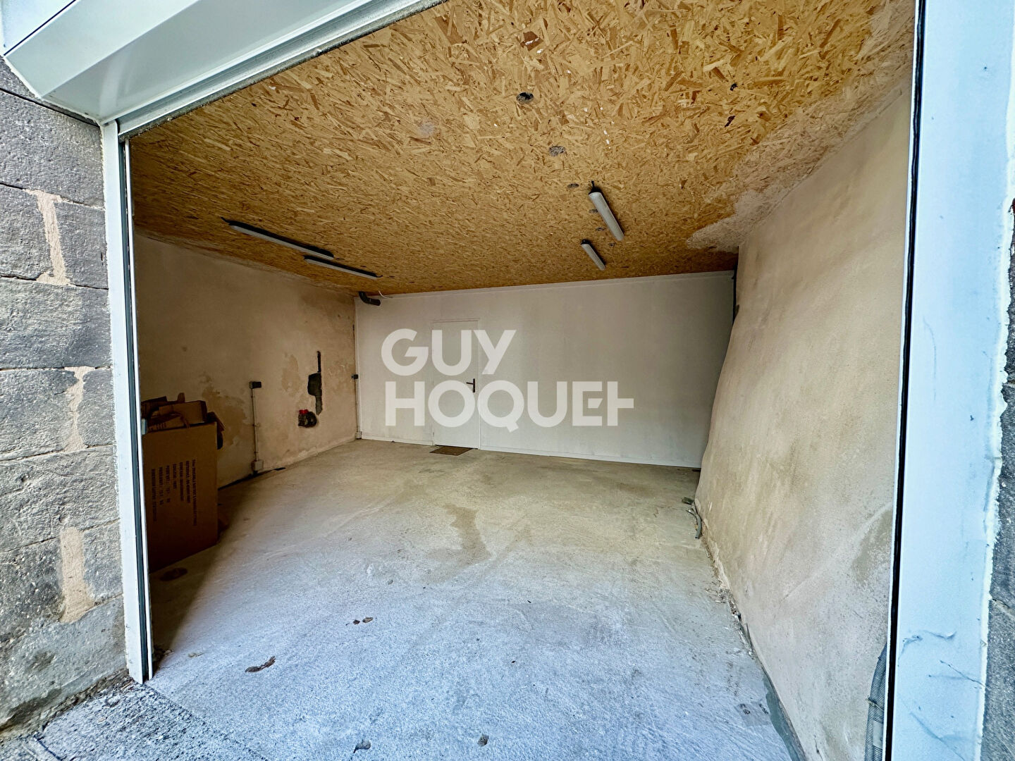 CLERMONT CENTRE - Appartement Duplex refait à neuf - 2 chambres, Garage + cour intérieure