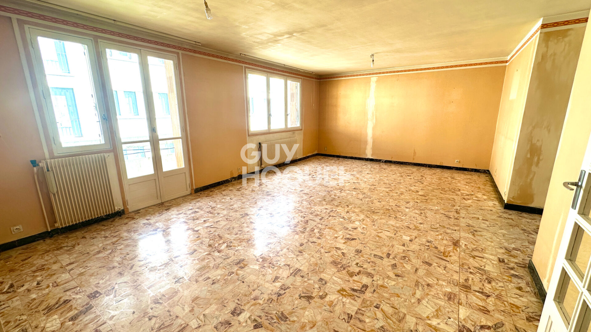 Clermont-Ferrand - Salins - Appartement T4 de 100m2 avec garage