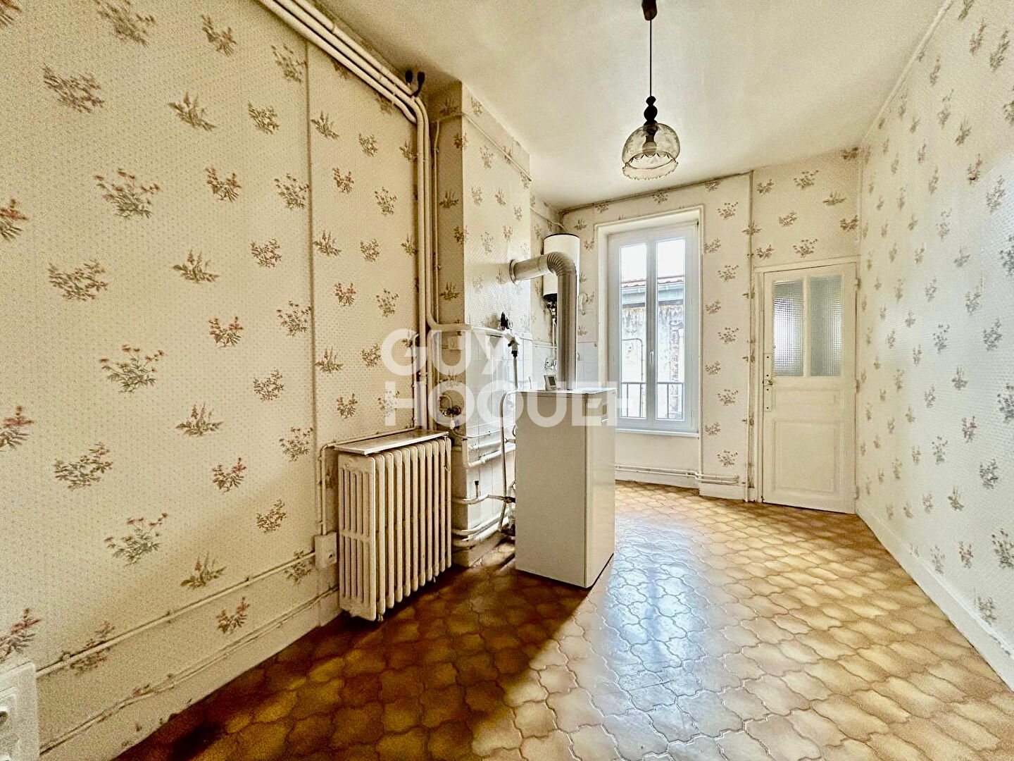 CLERMONT-FERRAND - Appartement de caractère T4 de 85 m²