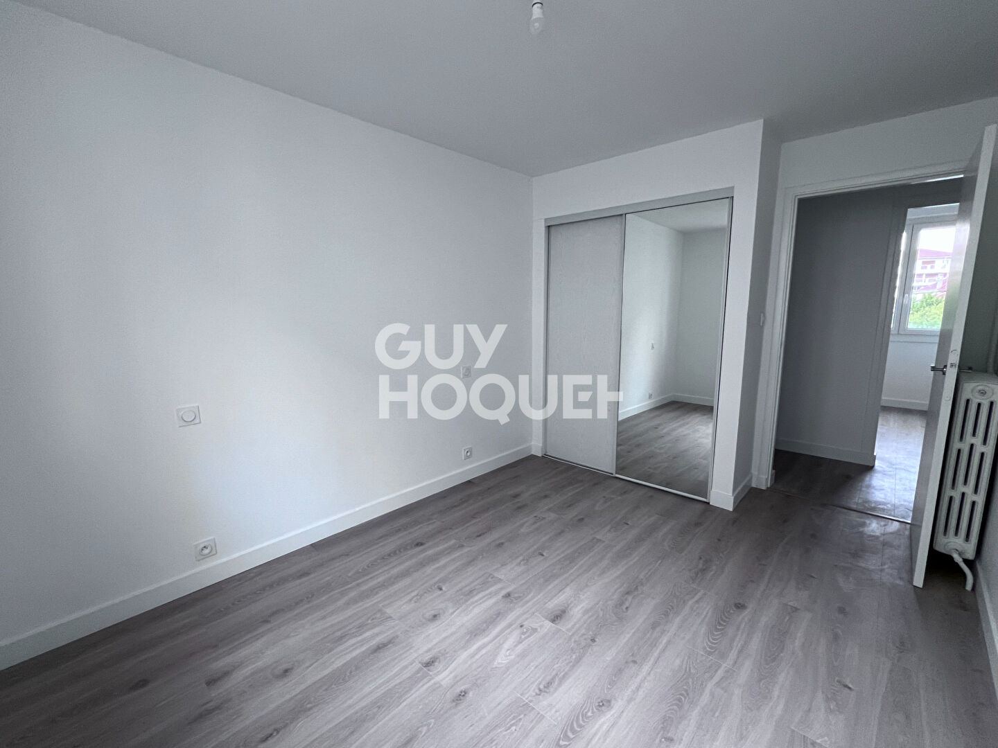 Clermont Ferrand - T2 rénové  - cave et garage