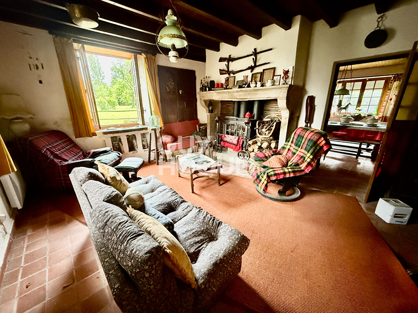 SERMENTIZON - Maison de Maître des années 1800 et son parc arboré