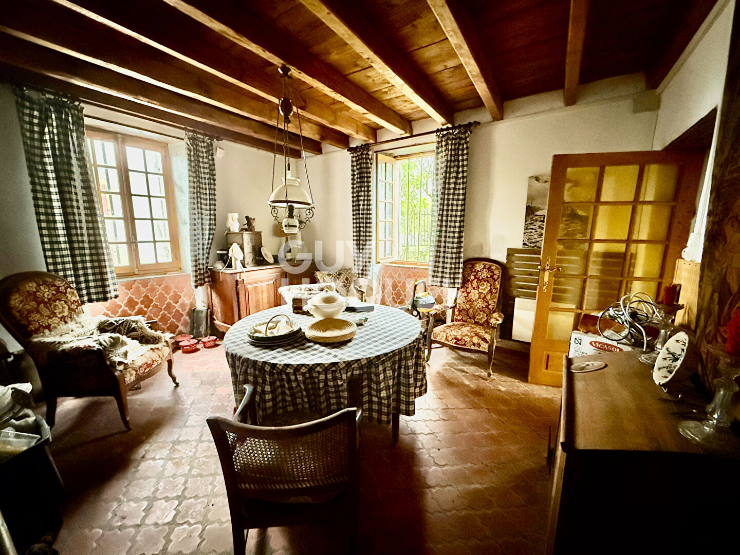 SERMENTIZON - Maison de Maître des années 1800 et son parc arboré