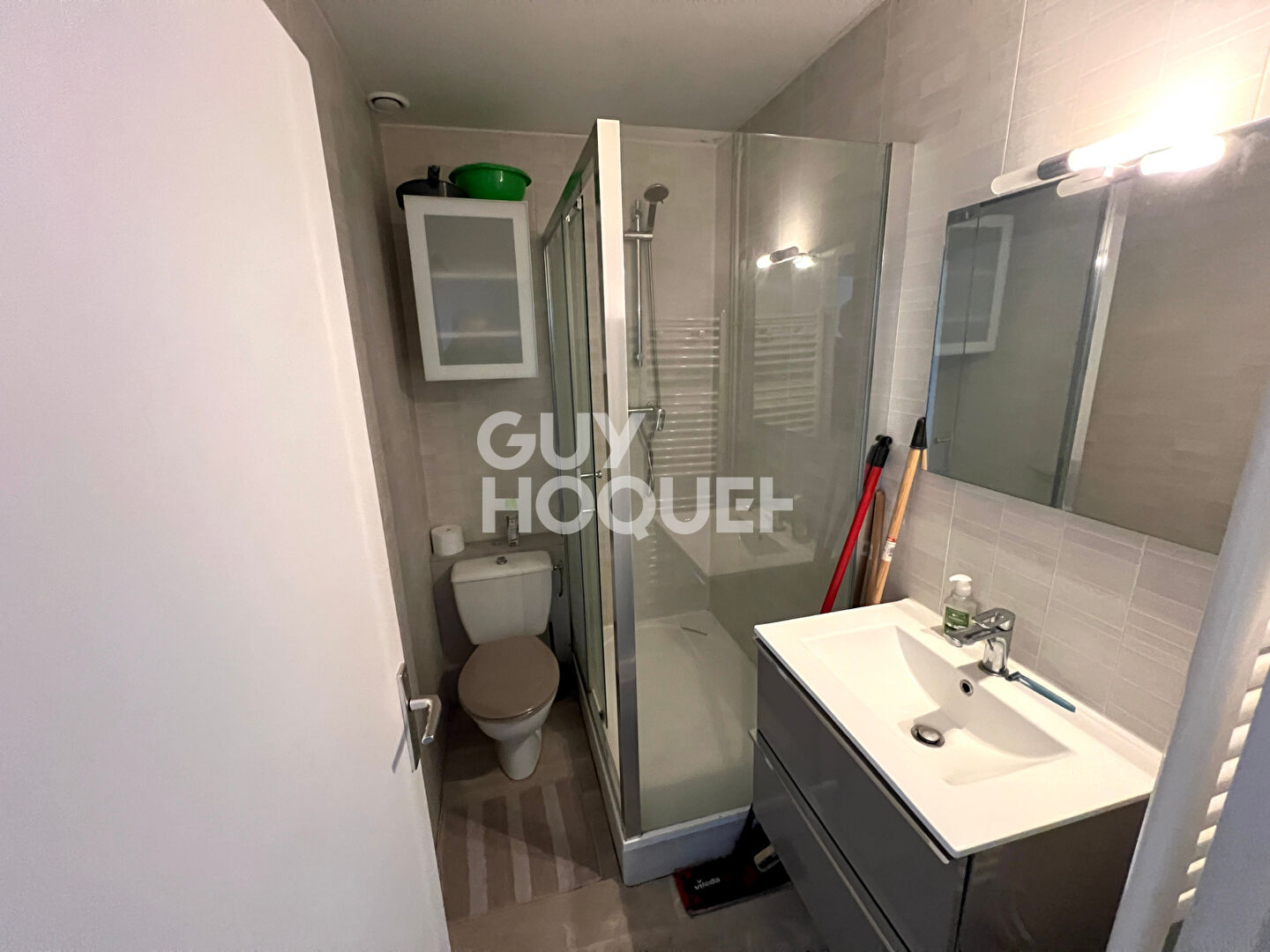 Appartement Clermont Ferrand 1 pièce 21 m2 - Stationnement - Cave