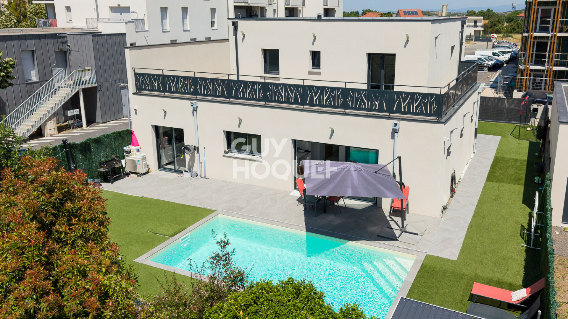 AUBIERE - Villa moderne de 185 m² avec piscine