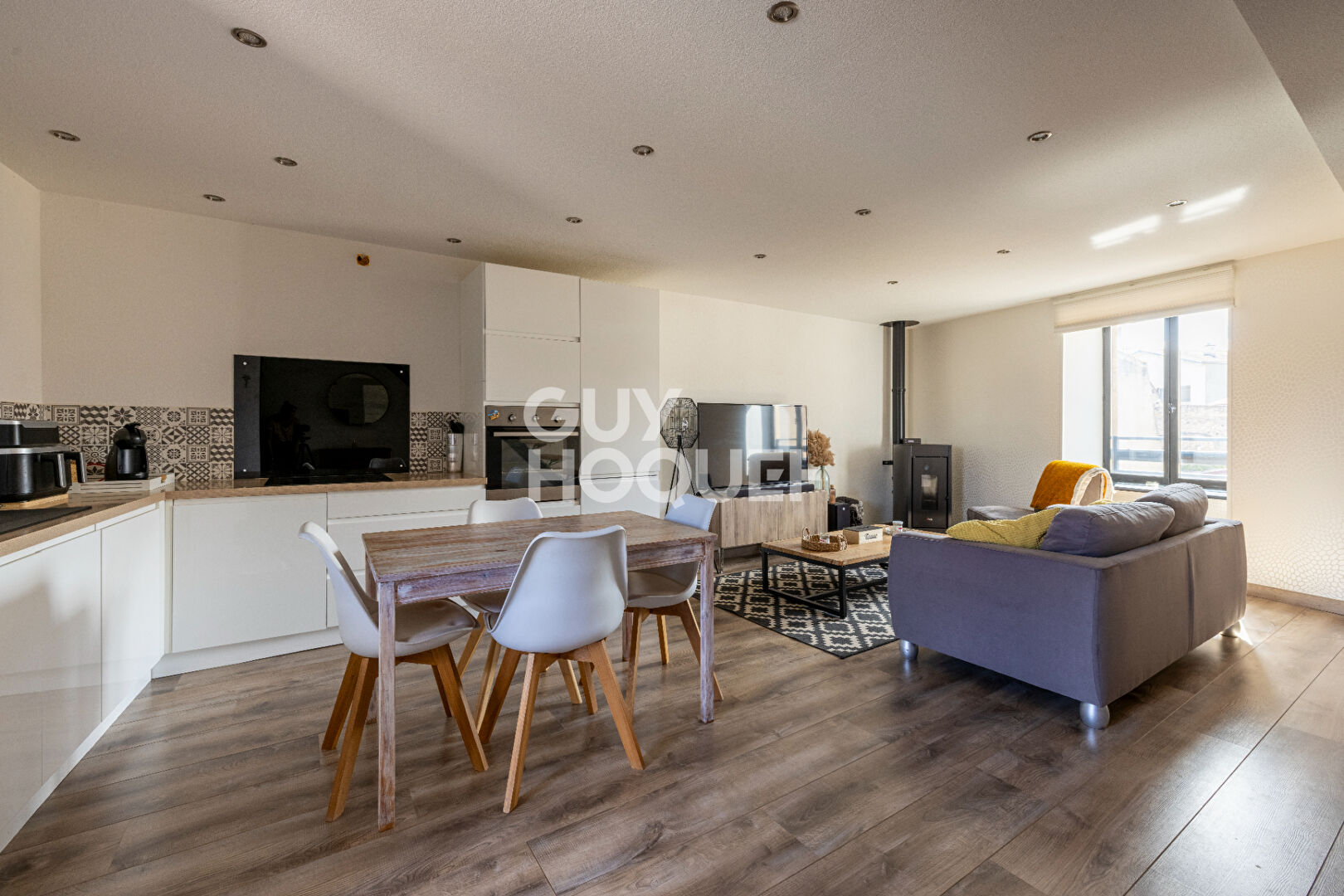 La Sauvetat - Grange rénovée de 263.5 m²