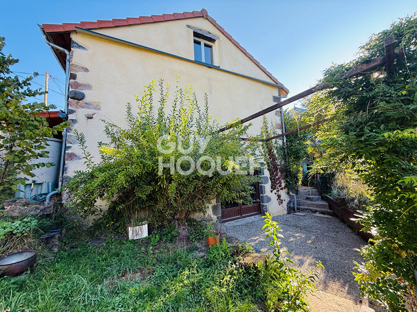 VITRAC - Maison de village 100 m², 3 chambres et jardin 