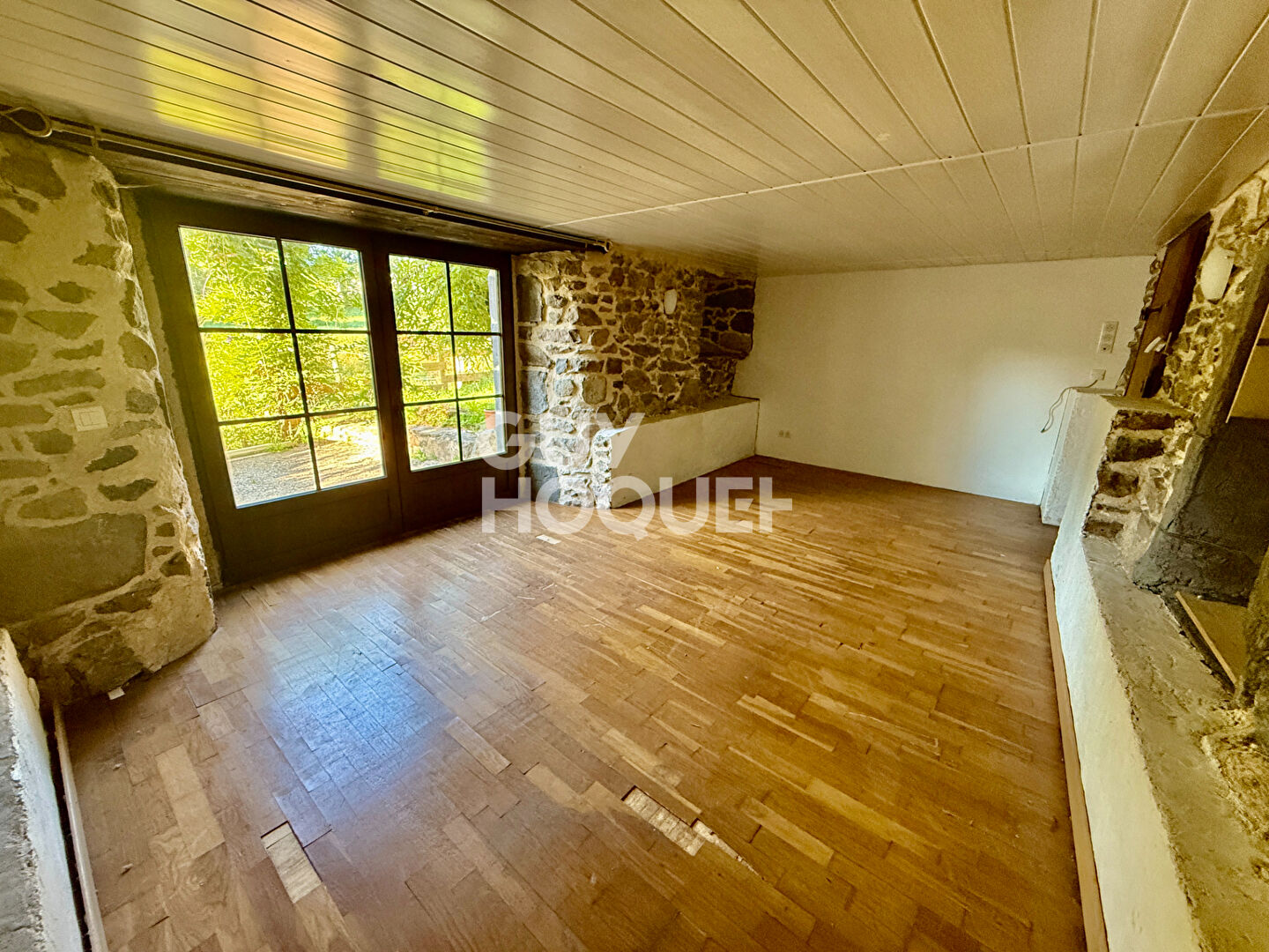 VITRAC - Maison de village 100 m², 3 chambres et jardin