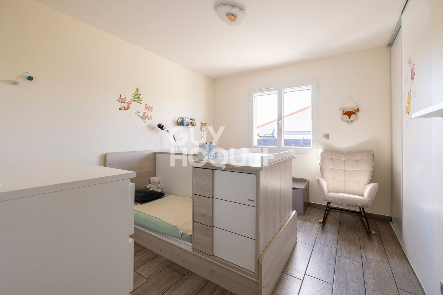 CULHAT - Maison de plain pied récente 170 m², 4 chambres, terrain de 1583 m²