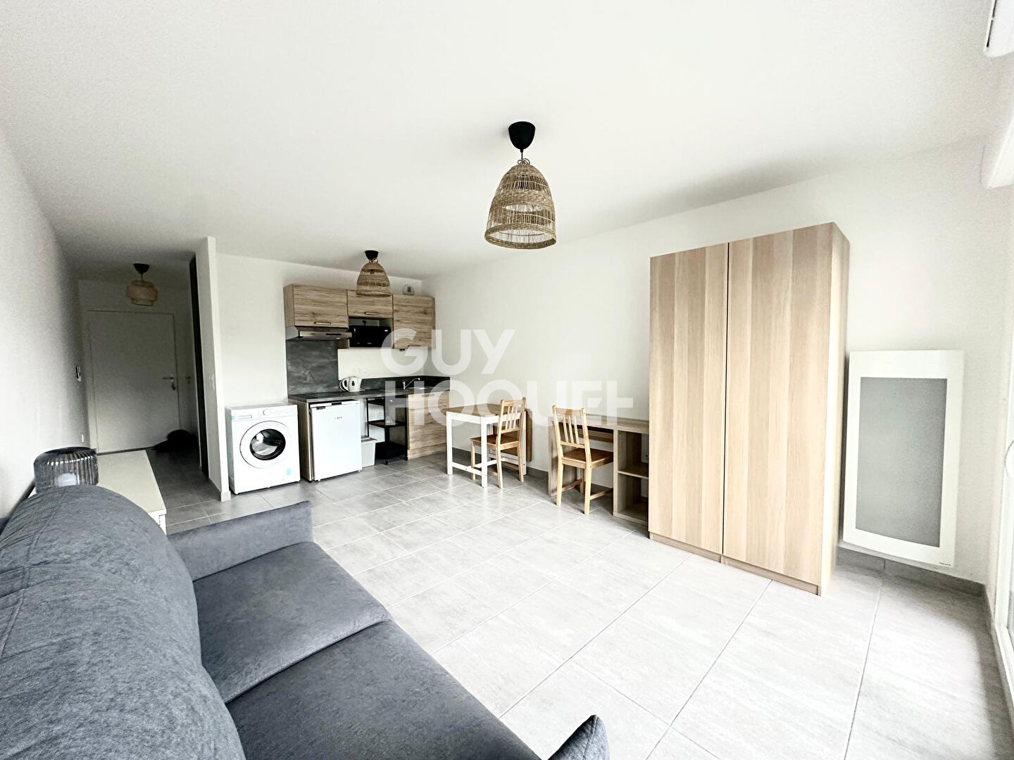 Appartement meublé T1 28.57 m2 Secteur Campfleuri 