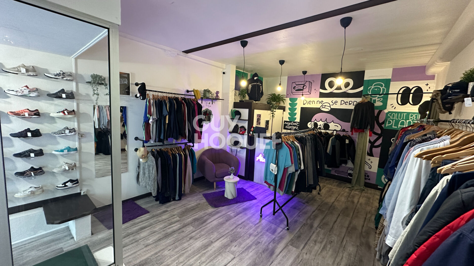 Clermont Ferrand Plateau central - Studio + local commercial