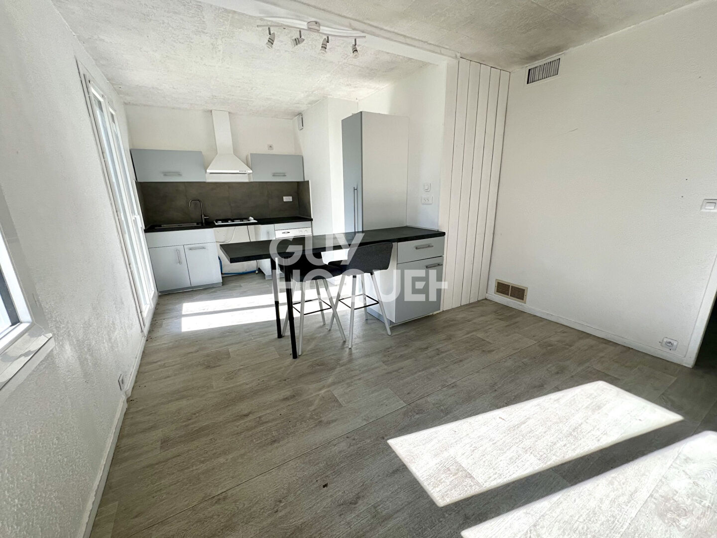 Maison de plain-pied à Espinasse-Vozelle