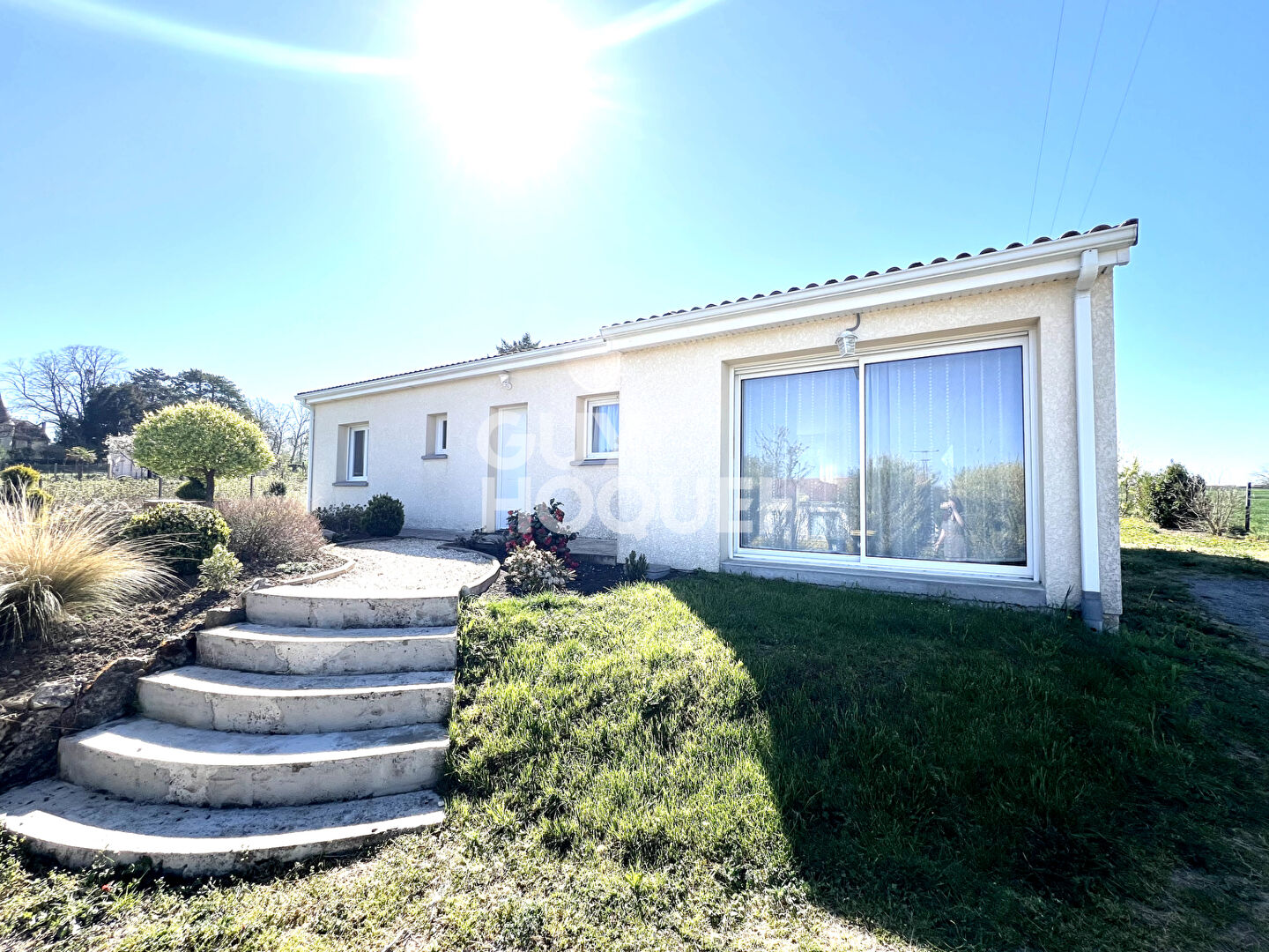 Maison de plain pied à Aigueperse