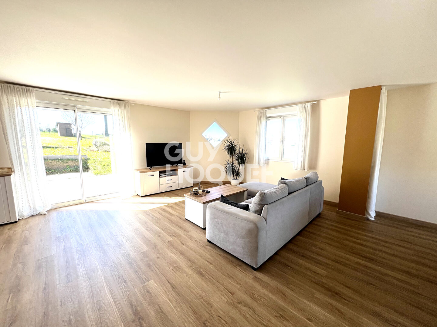 Maison de plain pied à Aigueperse