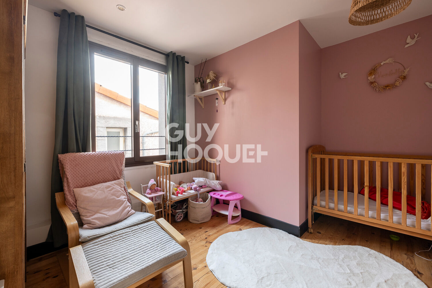 VOLVIC - Maison 170 m2, 5 chambres, terrasse et double garage