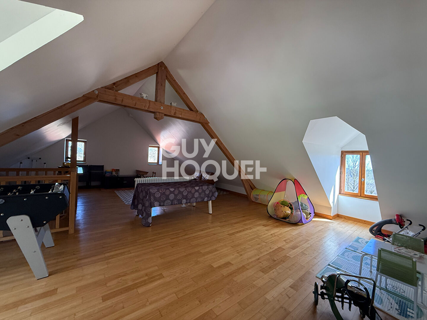 Maison Manzat 5 pièce(s) 162.44 m2