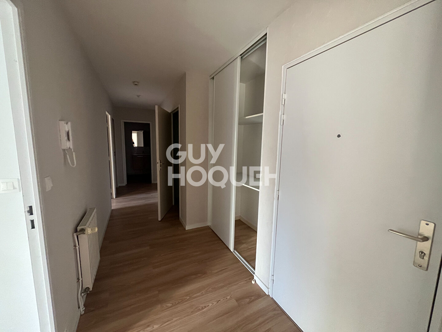 Appartement avec terrasse et garage