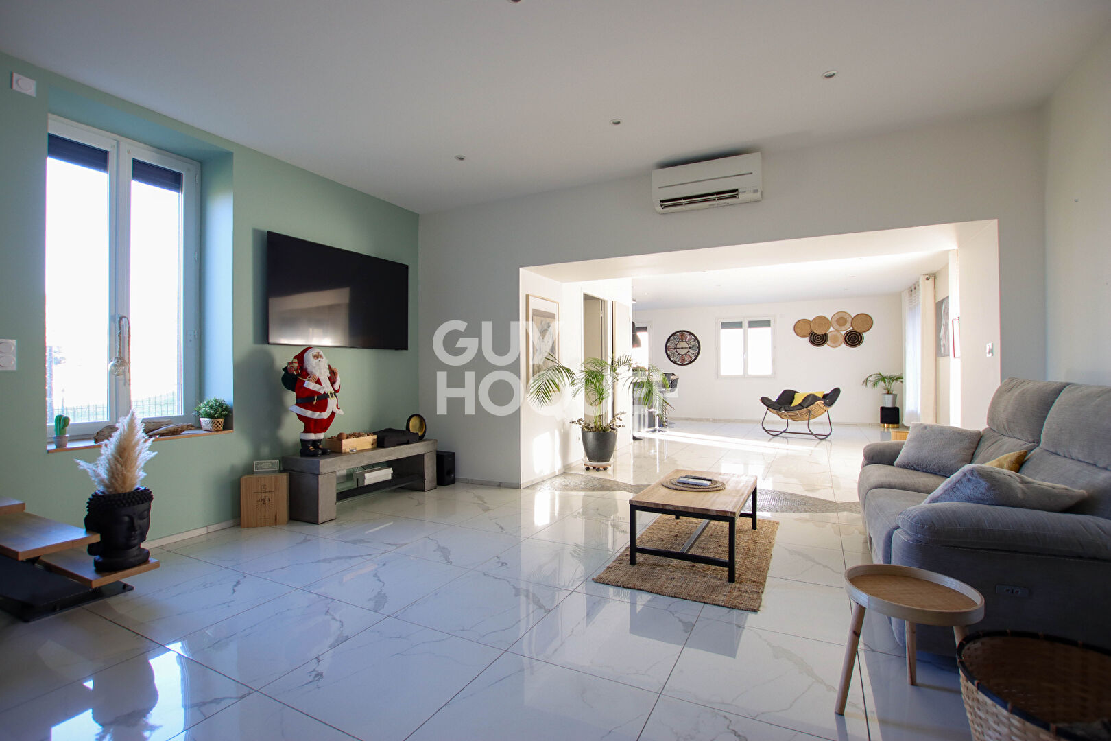 Maison Chavaroux 136 m2 - Piscine garage