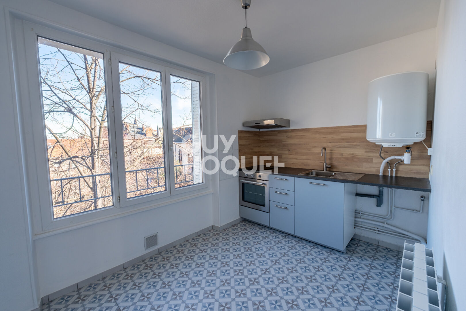 T1 bis traversant Clermont Ferrand 33 m²