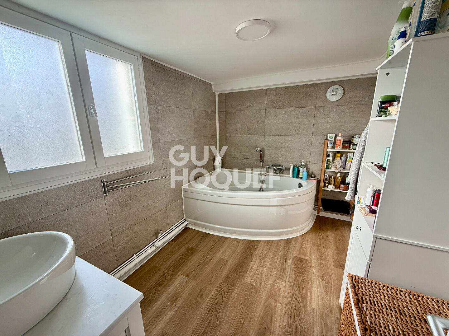 CLERMONT FERRAND - côtes de chantugue - Maison 100 m2, 3 chambres, garage et jardin