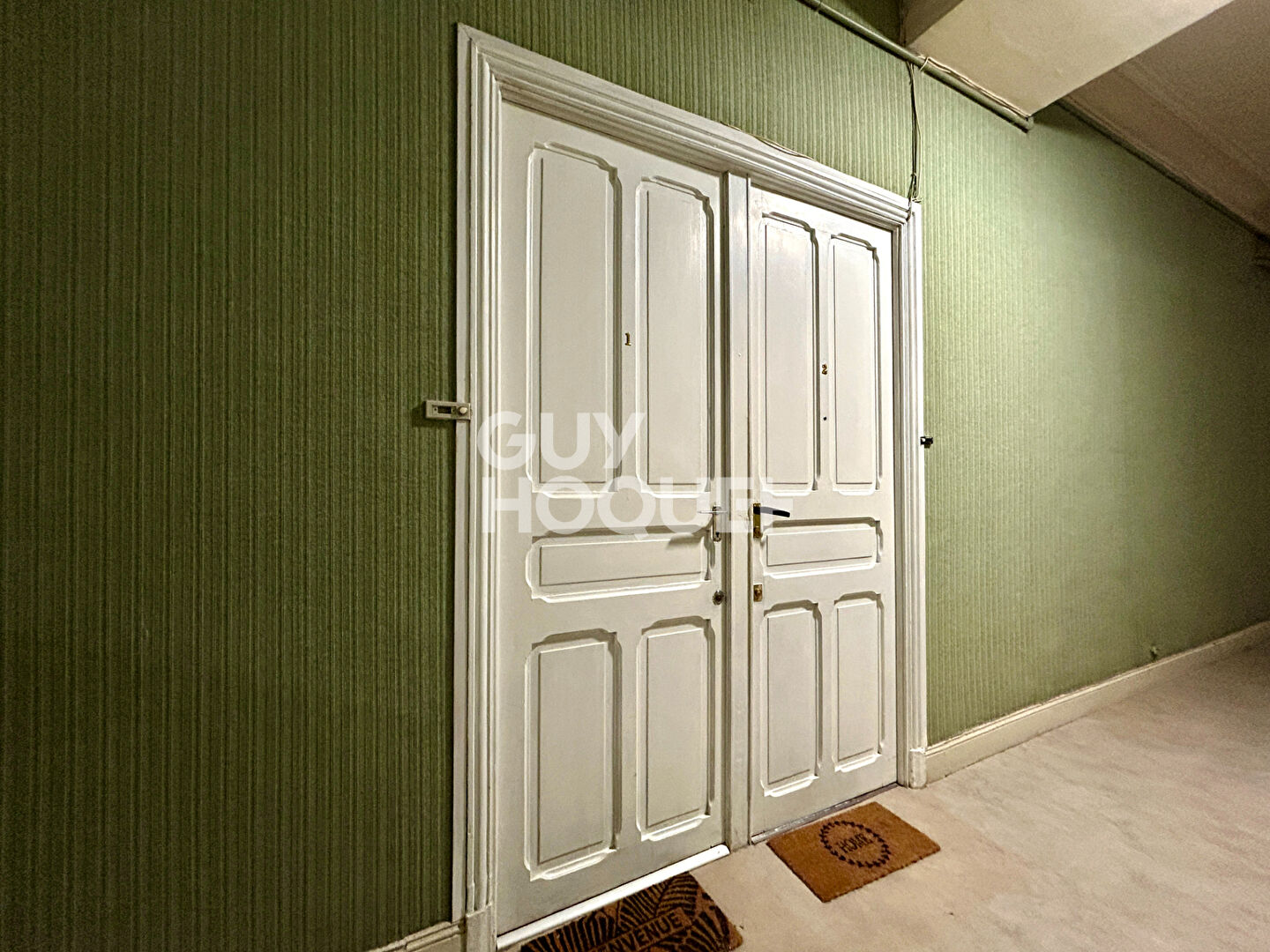 Appartement divisé en 2 studios - ROYAT - Idéal Investissement