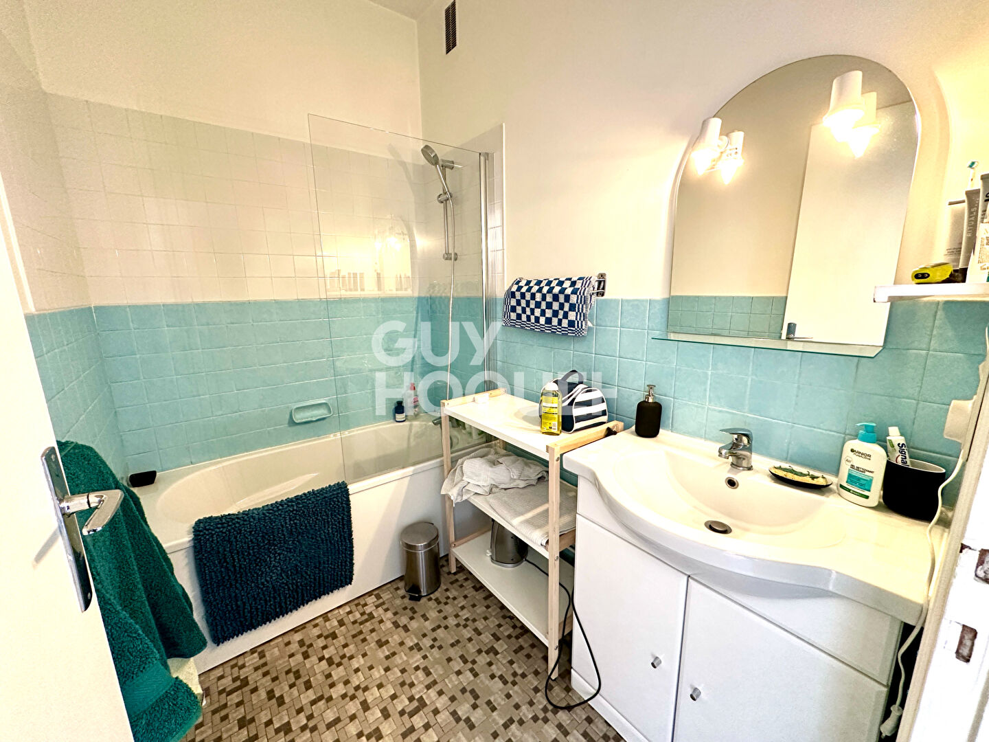 Clermont Ferrand - Facultés - Appartement T3 de 63.08 m2 avec garage et balcon