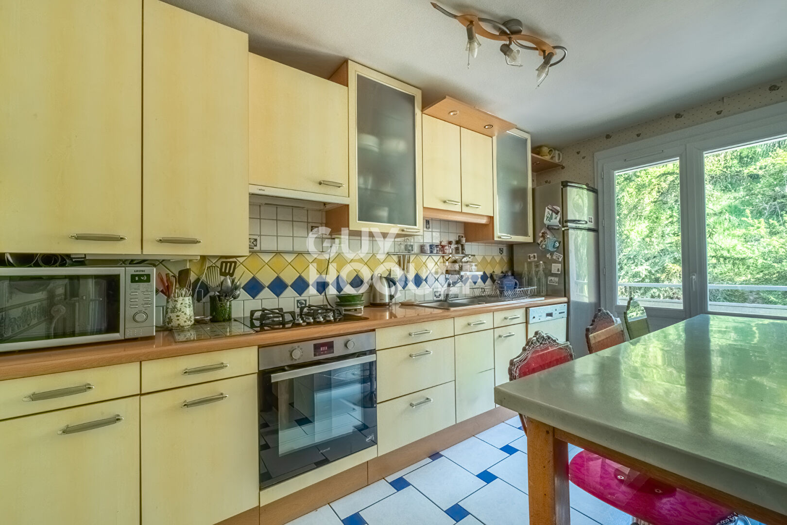 Appartement Clermont Ferrand  T4 74m2 Secteur Montjuzet