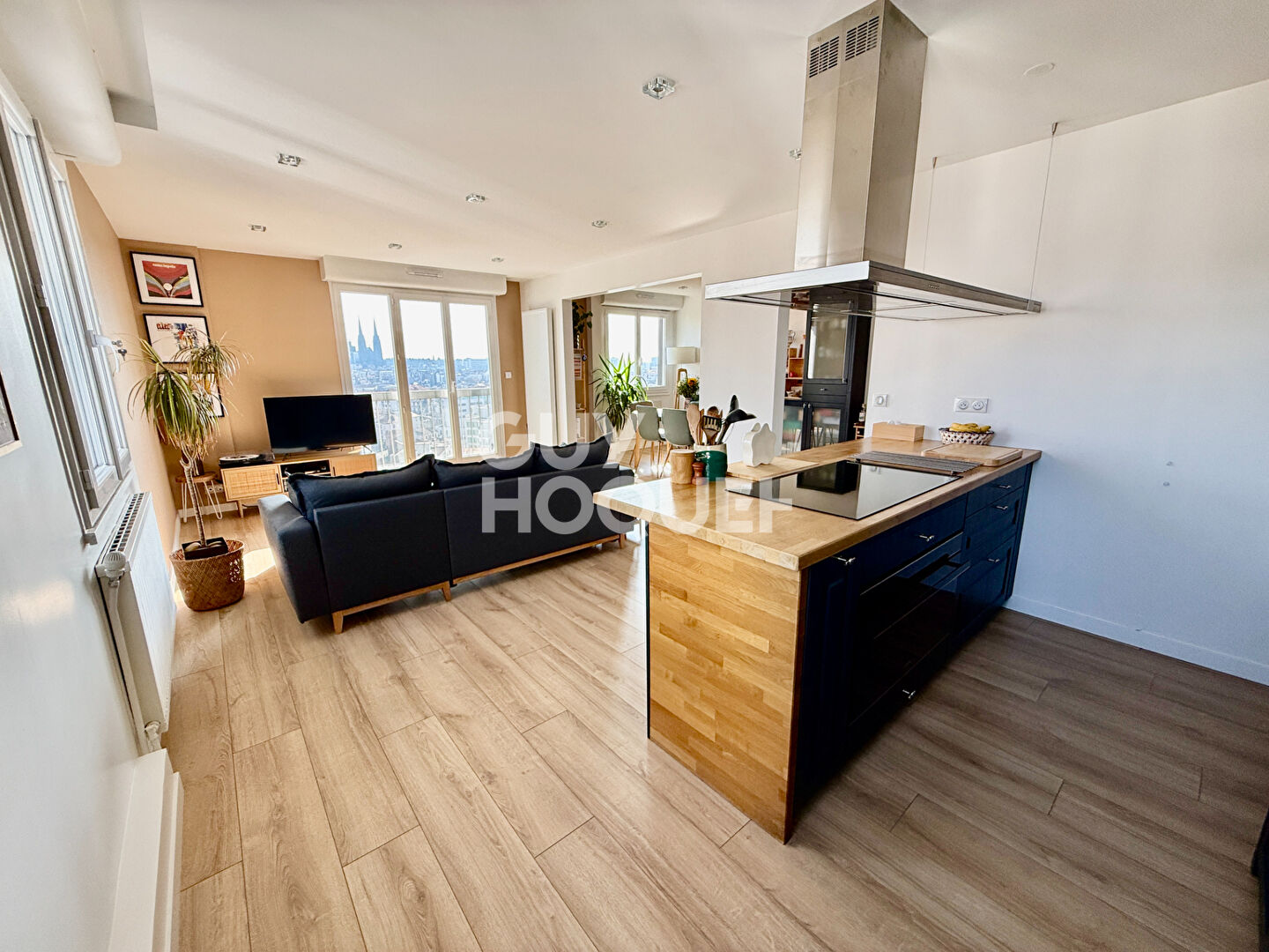 Clermont-Ferrand - Résidence Galaxie - Appartement T3 de 78m² avec stationnement
