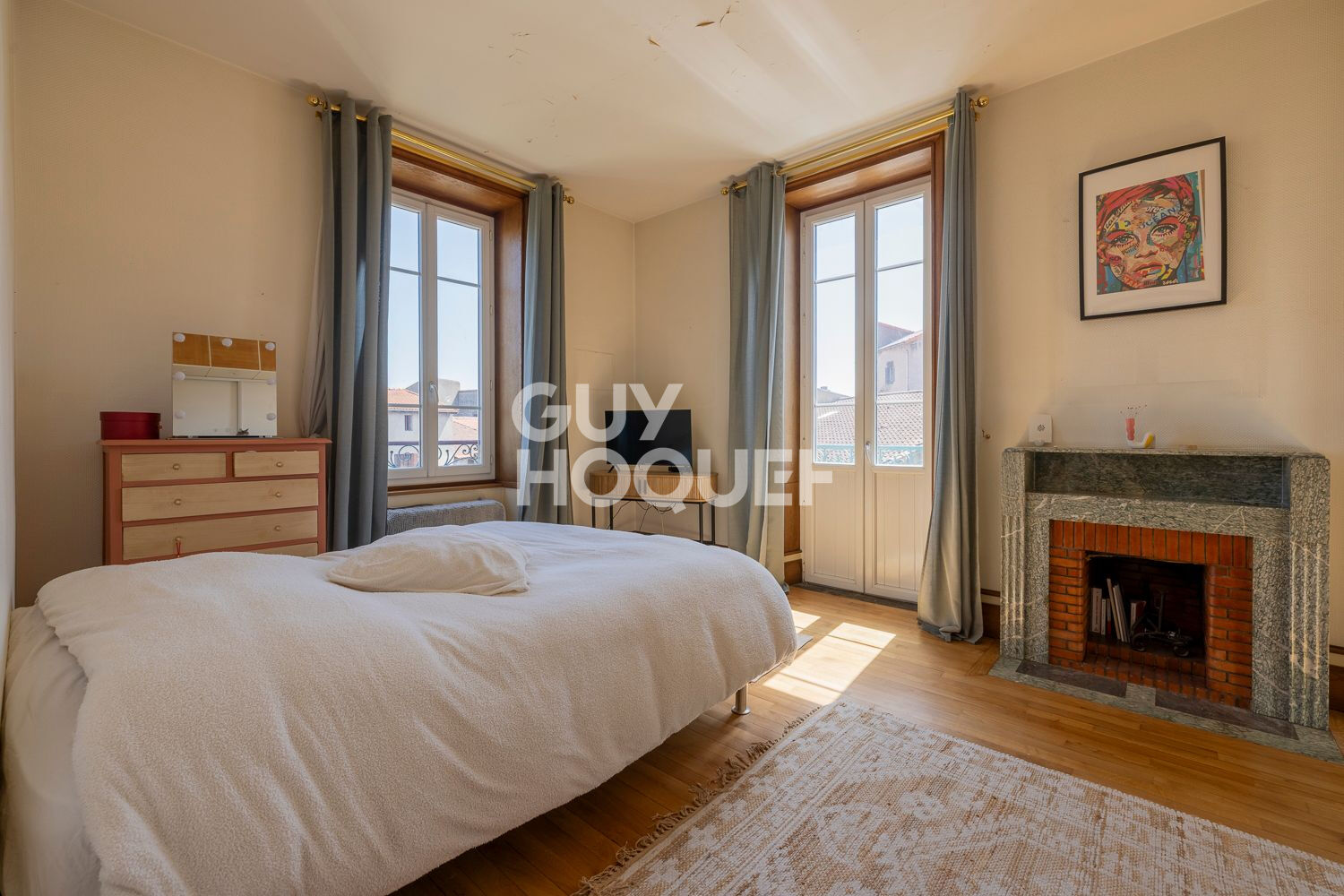 AULNAT - Maison de maître 200 m² , 6 chambres, piscine et diverses dépendances