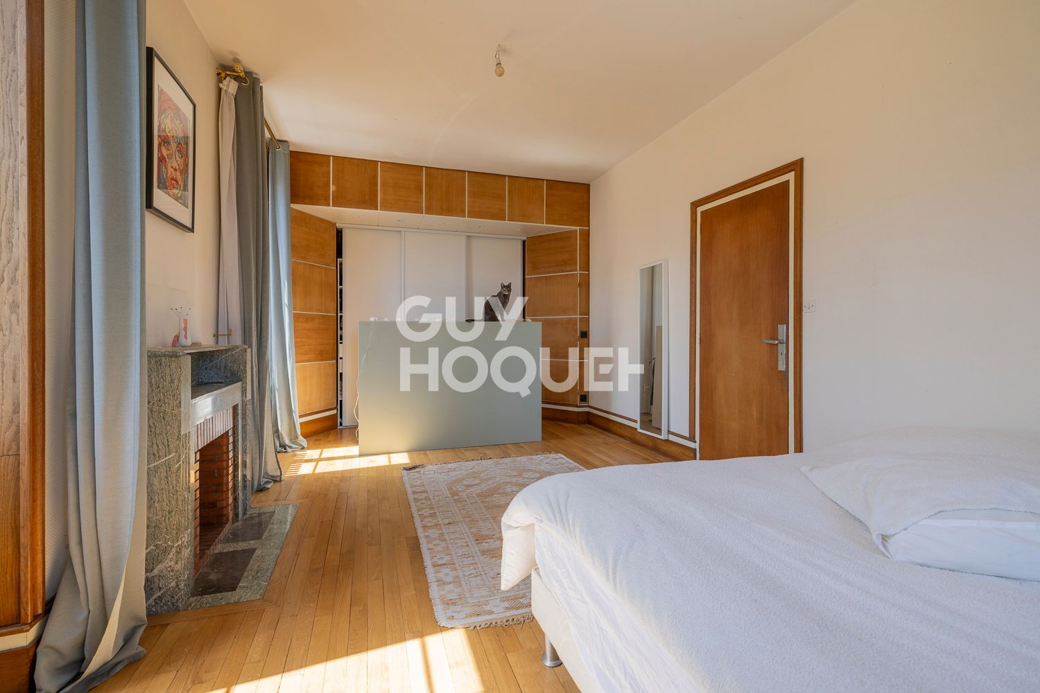 AULNAT - Maison de maître 200 m² , 6 chambres, piscine et diverses dépendances