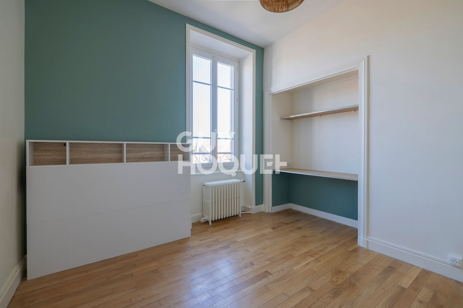 AULNAT - Maison de maître 200 m² , 6 chambres, piscine et diverses dépendances