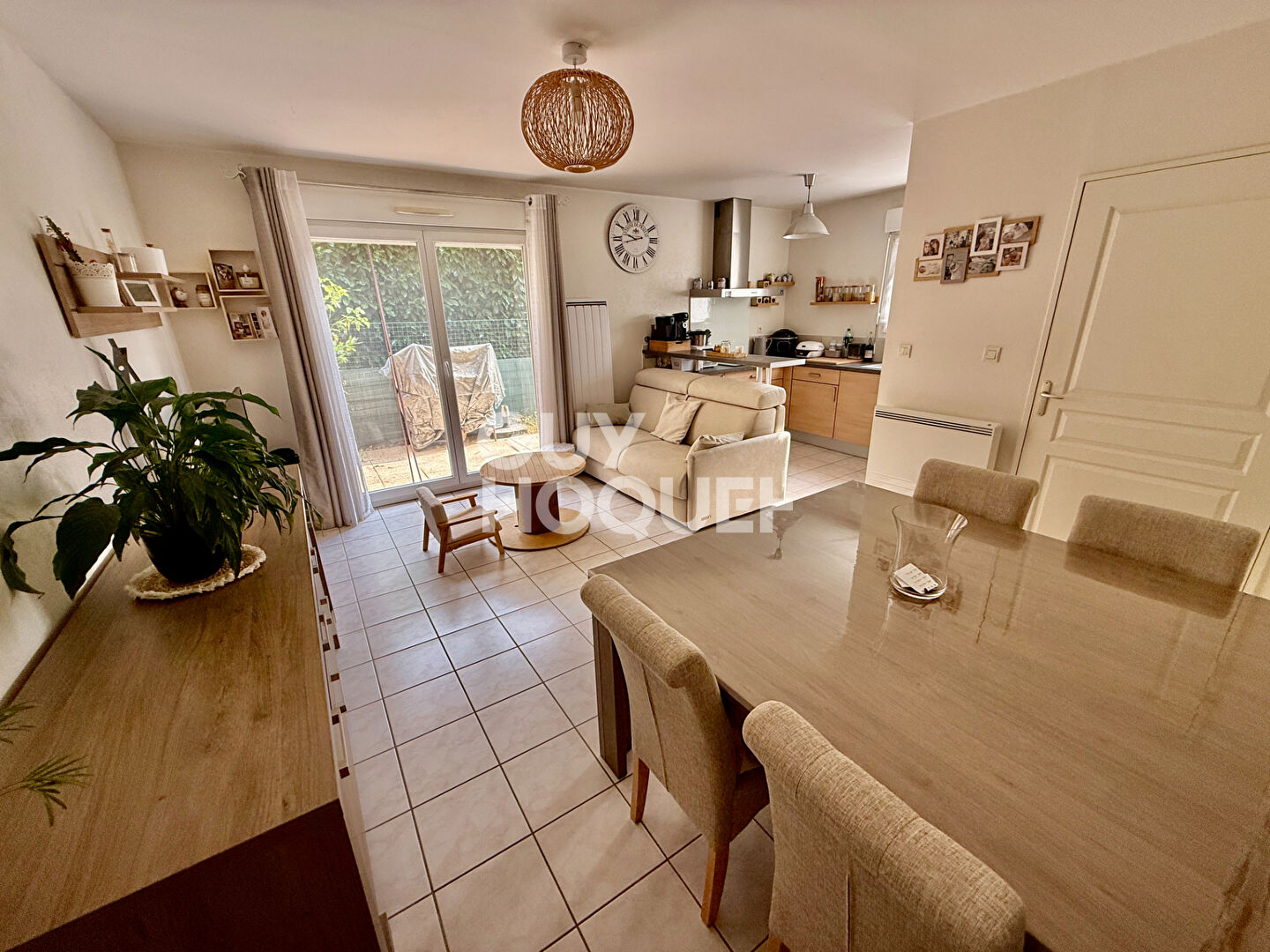 GERZAT - Maison 2 chambres avec petit jardin, 2 places parking