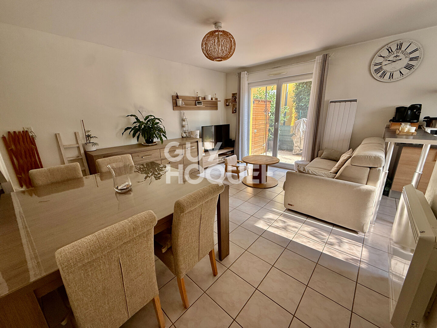 GERZAT - Maison 2 chambres avec petit jardin, 2 places parking