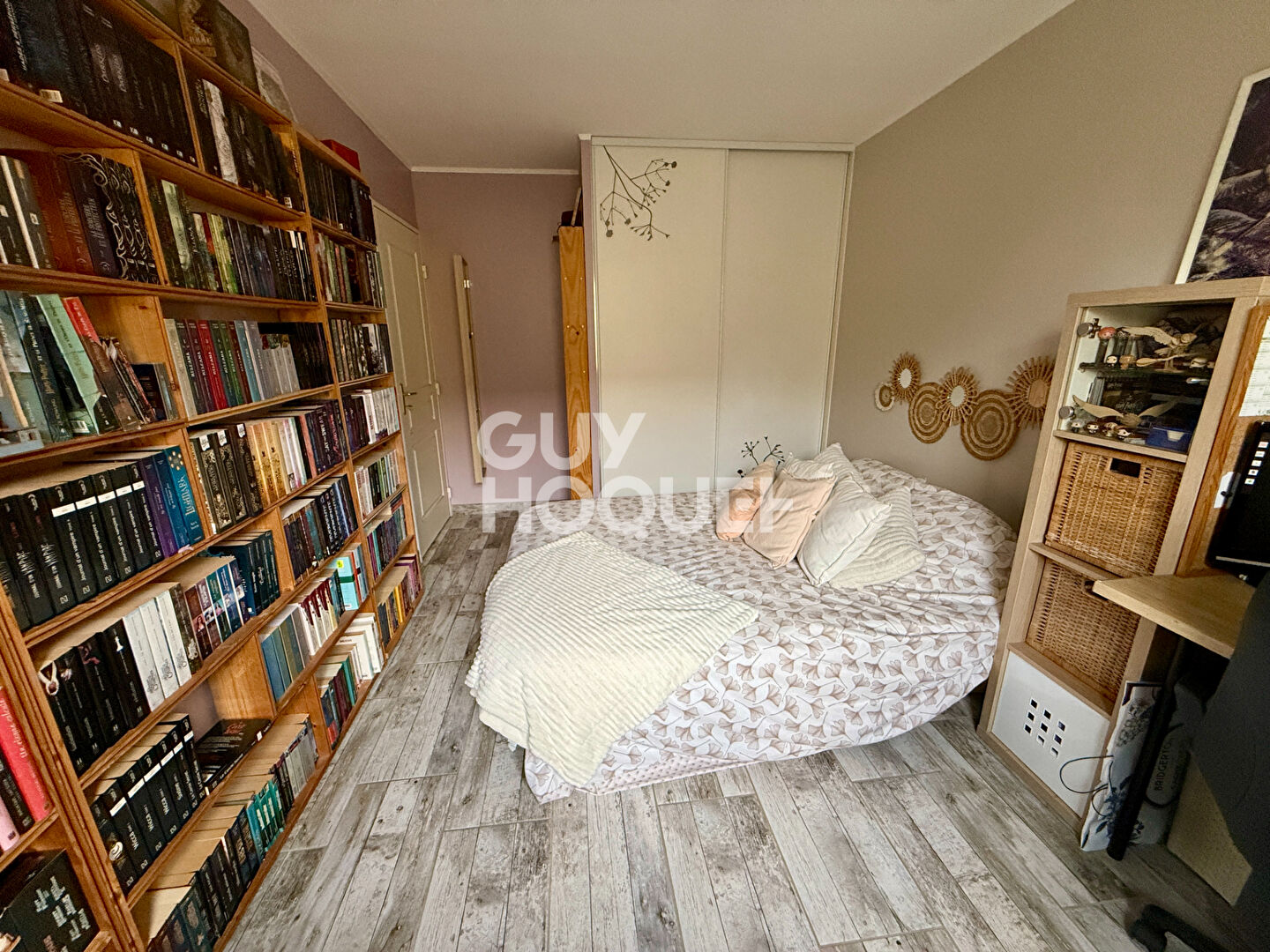 GERZAT - Maison 2 chambres avec petit jardin, 2 places parking