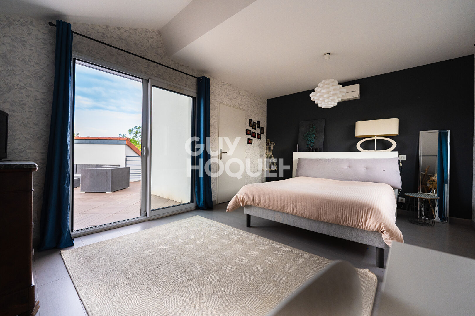 COURNON D'AUVERGNE- Maison d'architecte 301 m2- Piscine