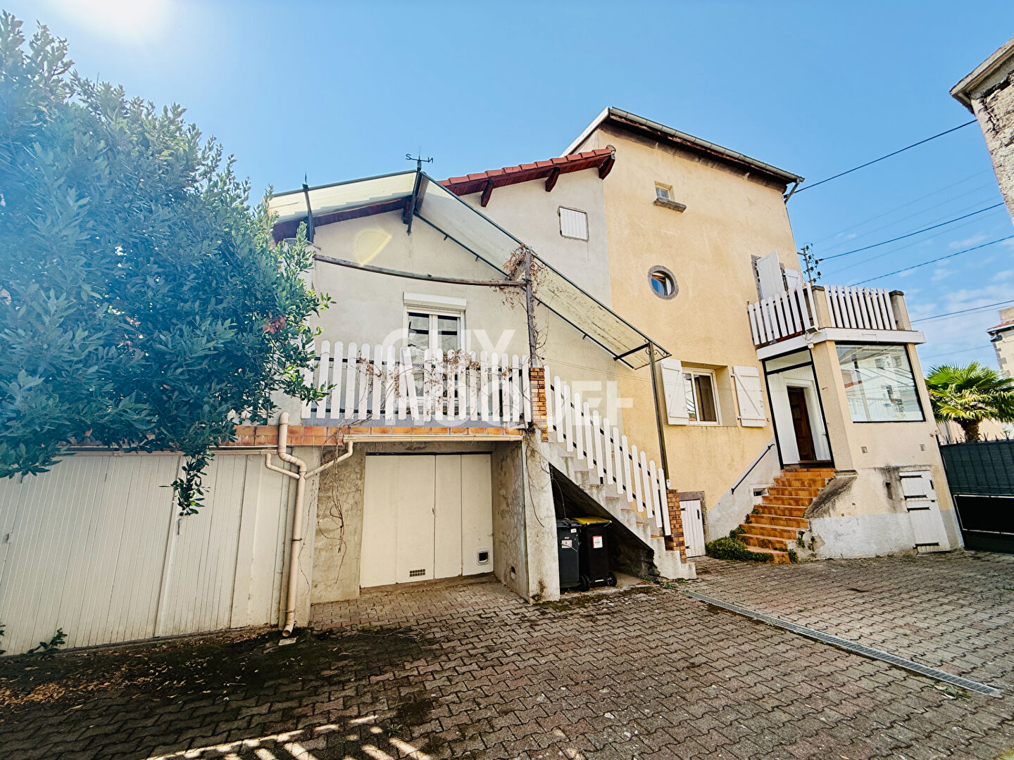 CEBAZAT - Maison de bourg 92 m2, terrasse et garage