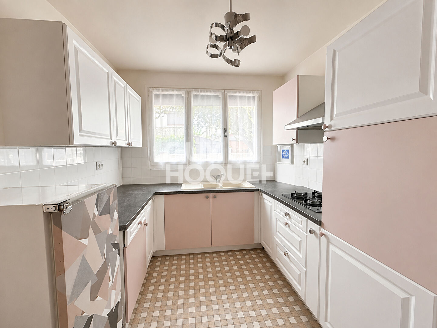 AULNAT- Maison 104 m2, garage et terrasse